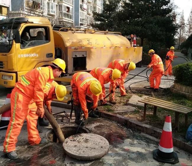 张金镇市政管道清淤