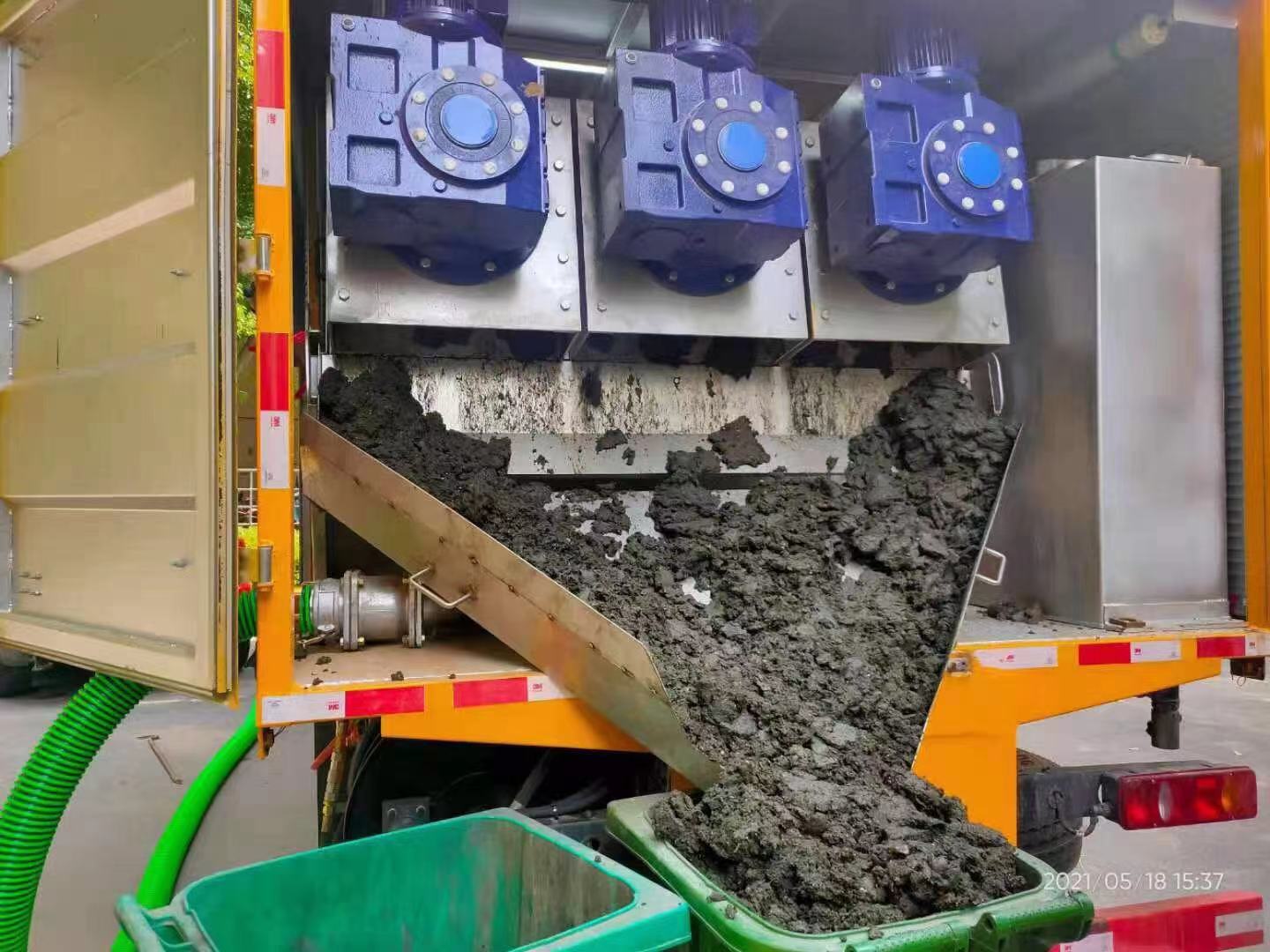 张金镇化粪池清掏城市维护站-泥浆净化干湿分离处理